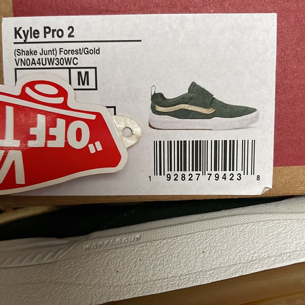 Vans Kyle Pro 2
(Shake Junt) Forest/Gold
VNOA4UW30WC
Men’s sneakers - Picture 16 of 16